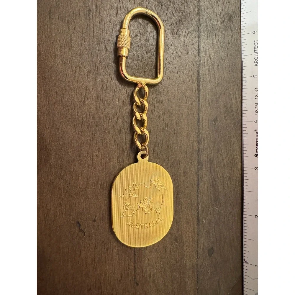 Sydney Australia Opera House Keychain Key Ring‎ Gold Tone